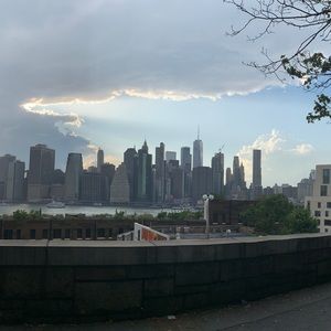 Meet your Posher, Elizabeta